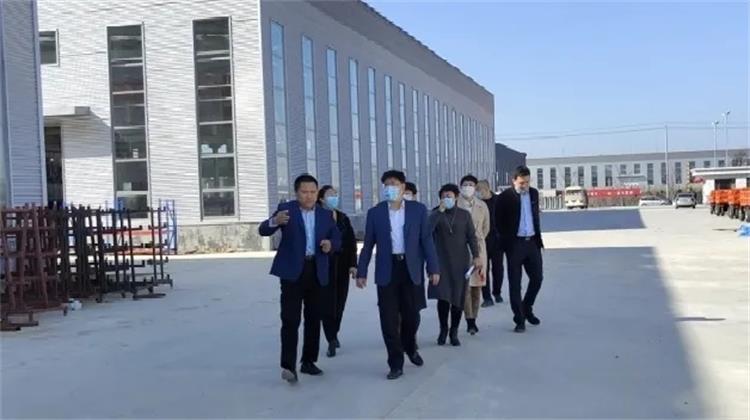 潍城区副区长开工考察