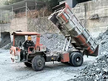 湖南UQ-8矿山运输车